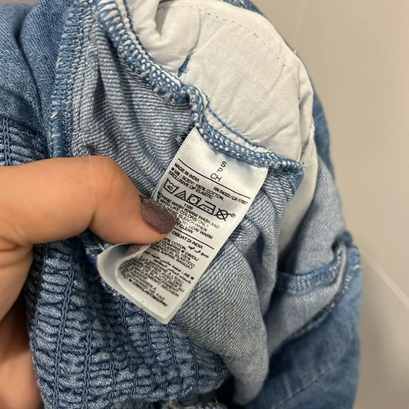 Blue denim romper size small - Picture 9 of 9